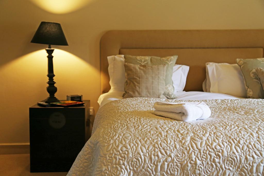 The Seagrave Arms Hotel Weston Subedge Екстериор снимка