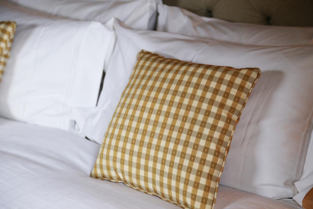 The Seagrave Arms Hotel Weston Subedge Стая снимка